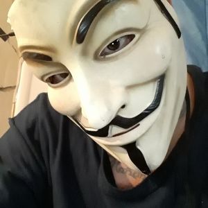 Meet your Posher, Chris